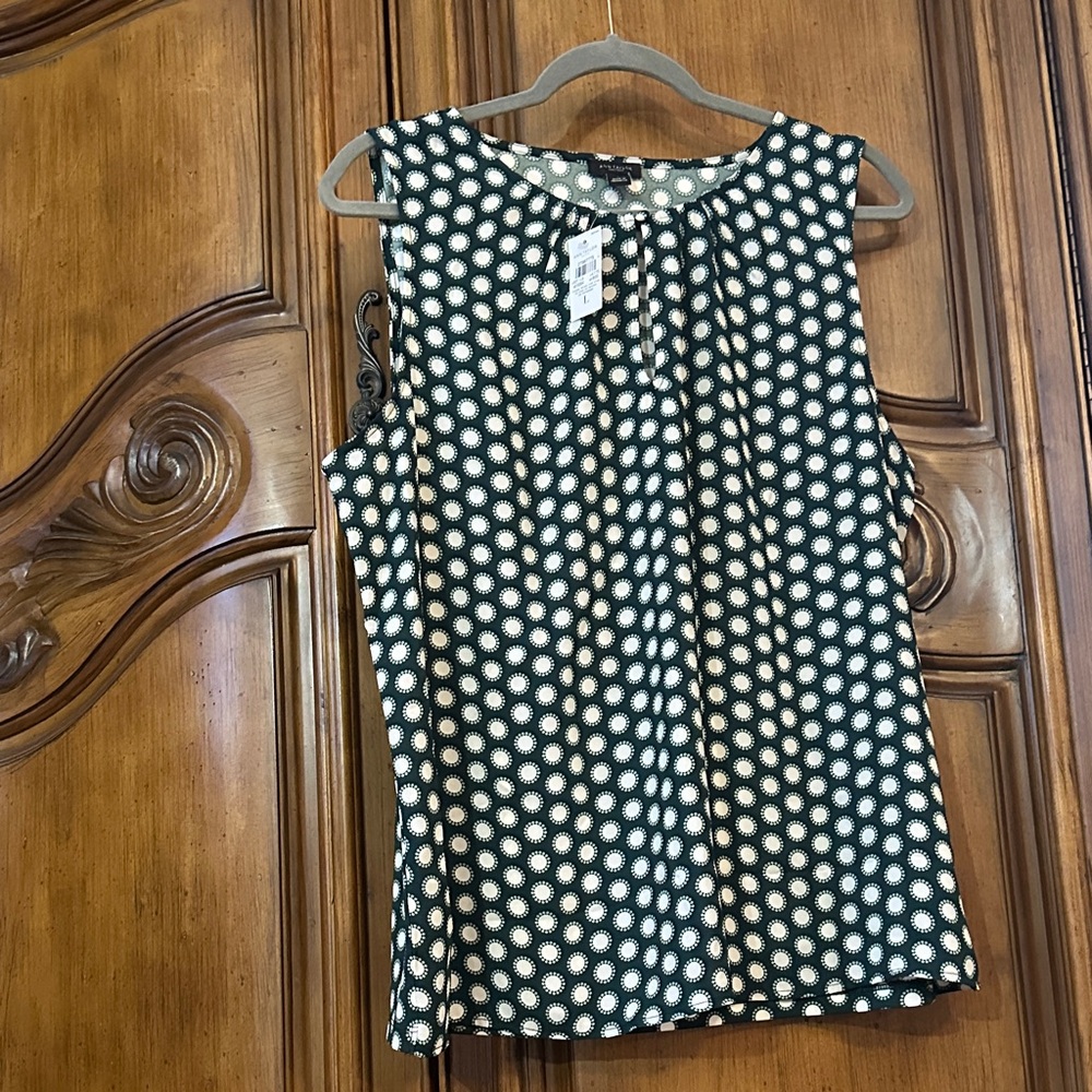 NEW Ann Taylor Forest Green and White Polka Dot Blouse Large